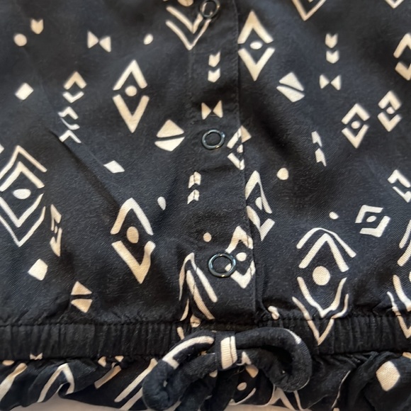 Girls 3-4Y H & M Black and White Romper - Picture 3 of 4